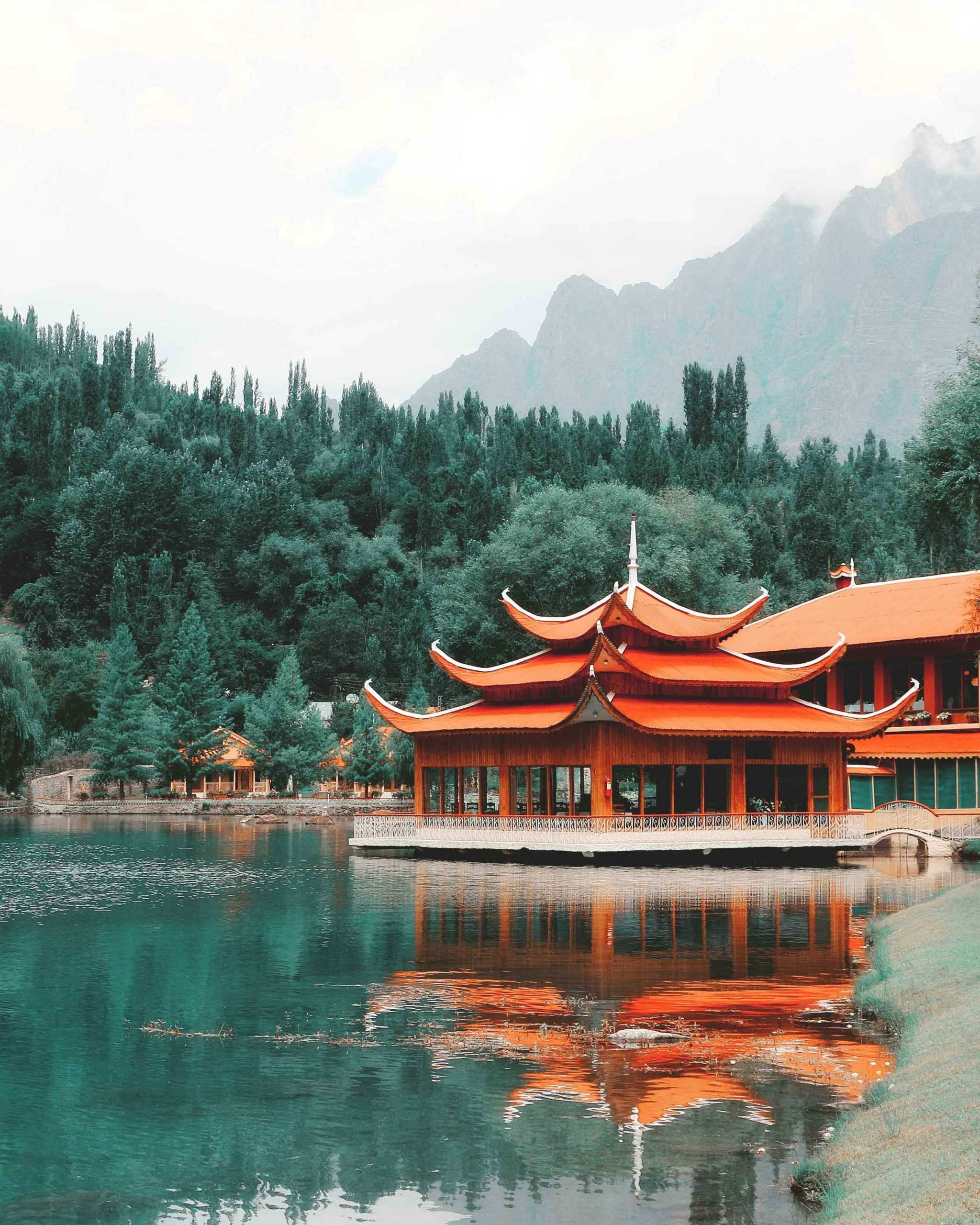 Shangrila Resort, Kachura